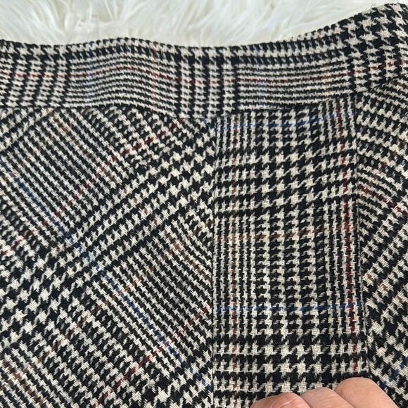 J.Mc Laughlin Classic Plaid Mini Skirt in Black and Brown Size 4 - Picture 8 of 8